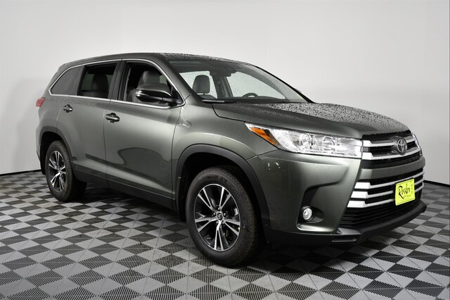 2017 Toyota Highlander Le Plus V6 Owners Manual